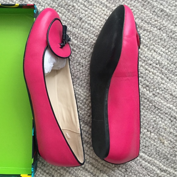 C. Wonder gorgeous pink loafers with navy trim and tassel - Picture 14 of 16